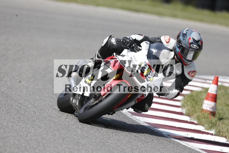 /Archiv-2025/49 26.08.2025 Cornu Master School ADR/blau-bleu/23